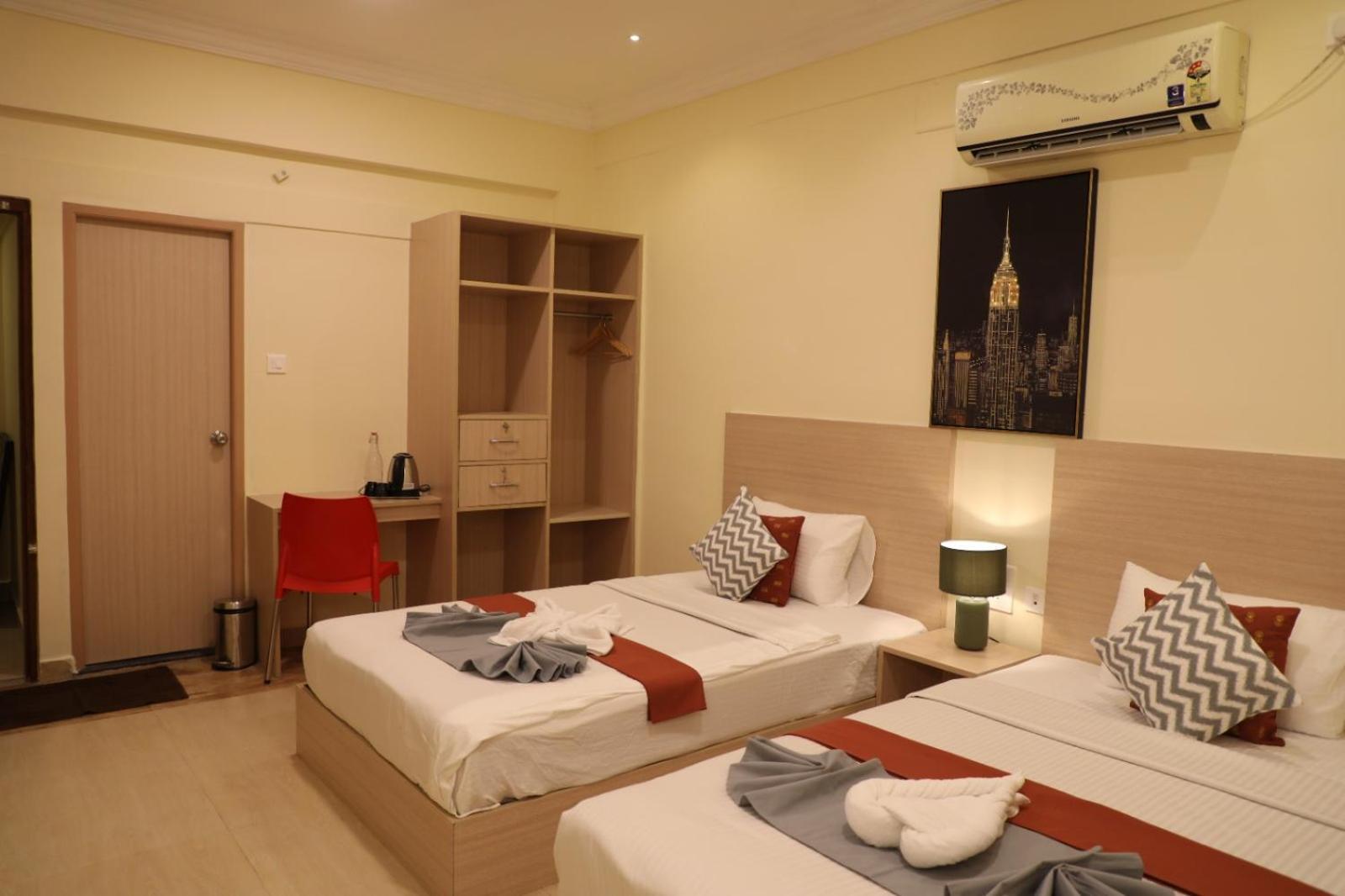 Hotel Green Parrot Madurai Esterno foto