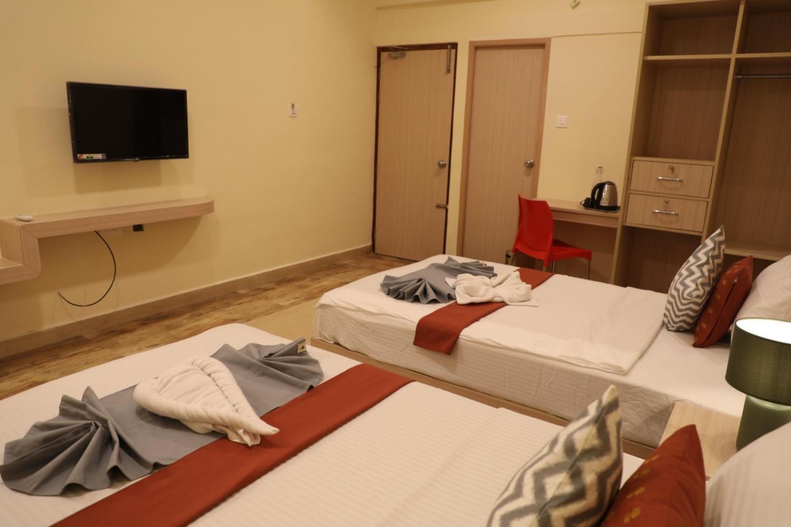 Hotel Green Parrot Madurai Esterno foto