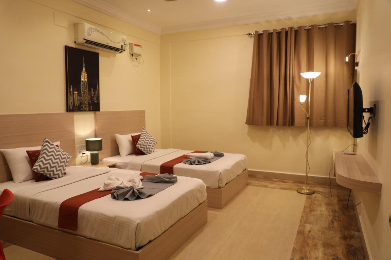 Hotel Green Parrot Madurai Esterno foto